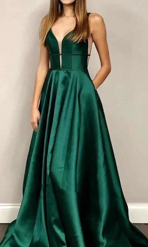 deep emerald green color prom dress for Bold & Glamorous Girls