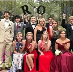 dress up for prom party