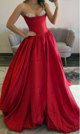 Princess Red Prom Gown Sweetheart Neckline Corset Bodice KSP682