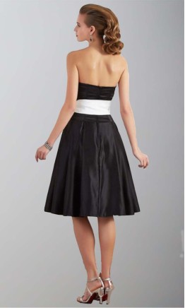 Classic Black Strapless Short Bridesmaid Dresses KSP342