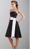 Classic Black Strapless Short Bridesmaid Dresses KSP342