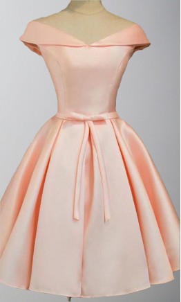 Rose Satin V-neck Short Graduation Dresses with Bow Knot