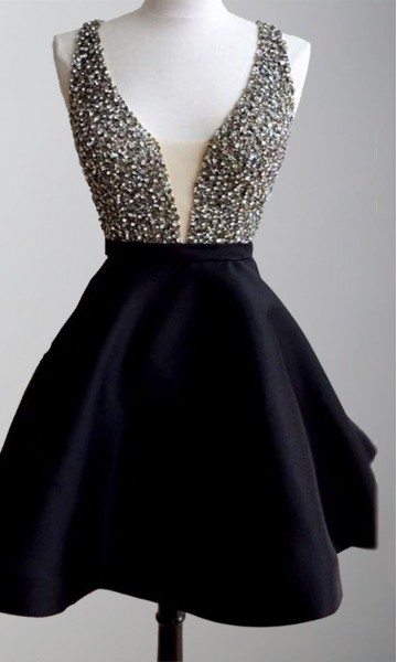 Plunging V-neck Short Black Graduation Prom Dresses 