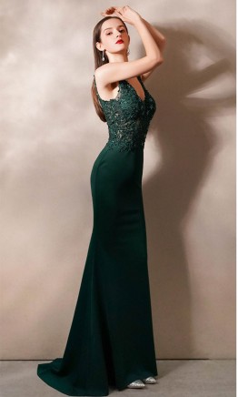 Long Green Fitted Prom Dresses